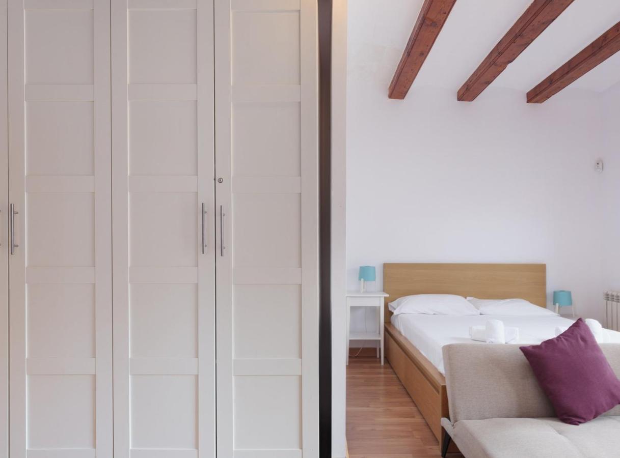 Spacious Doubleroom Apartment At Sants Barcellona Esterno foto