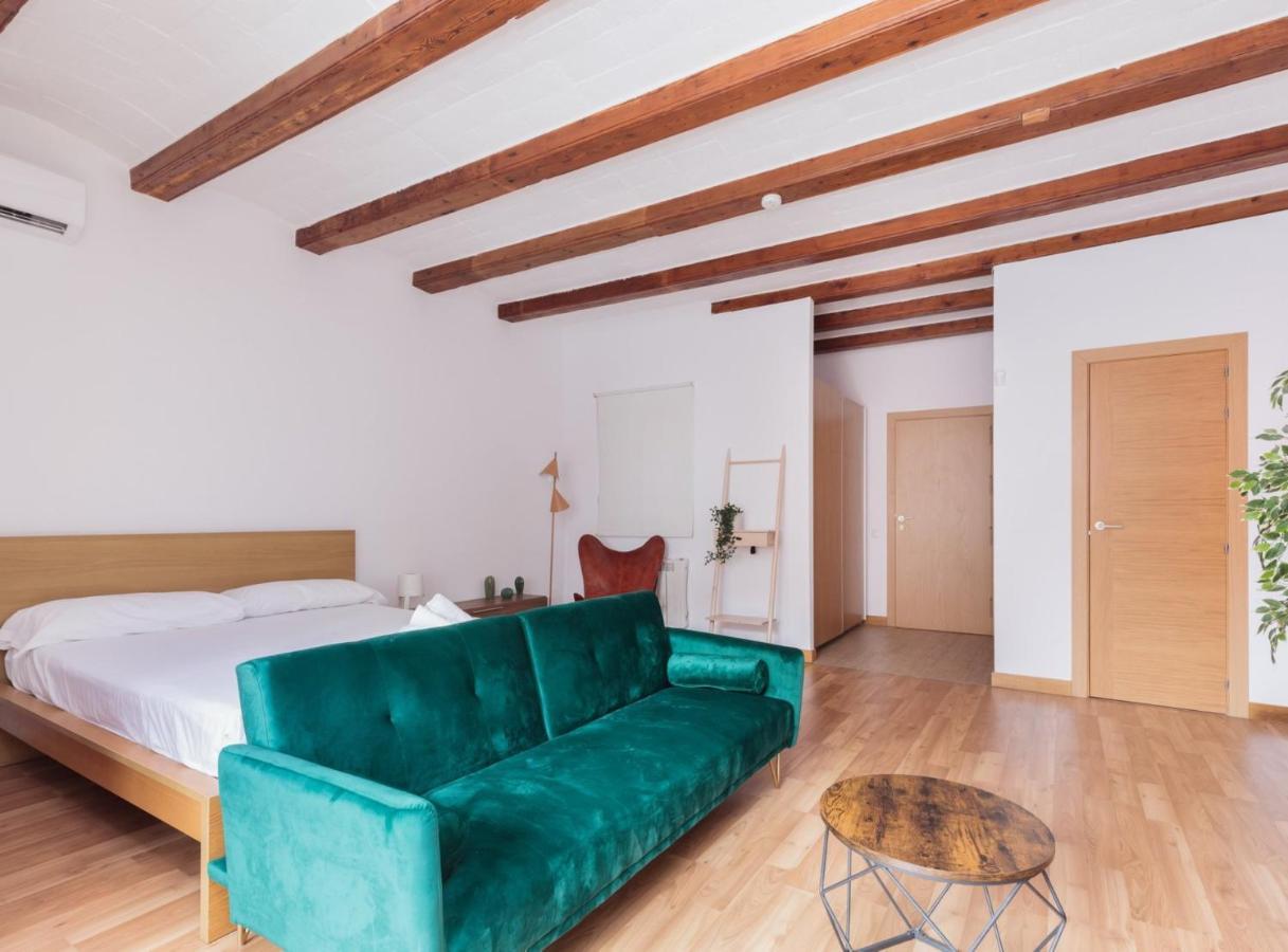 Spacious Doubleroom Apartment At Sants Barcellona Esterno foto