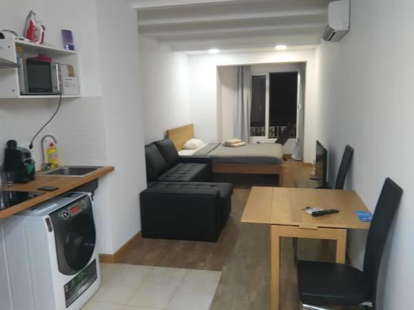 Spacious Doubleroom Apartment At Sants Barcellona Esterno foto